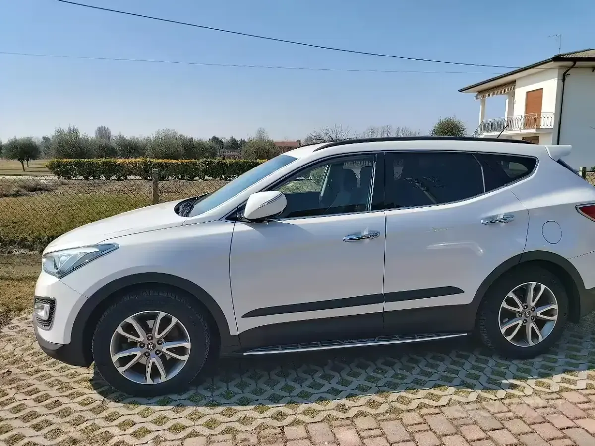 Usata Hyundai Santa Fe 150 CV (110 kW) 2013 Bianco SUV