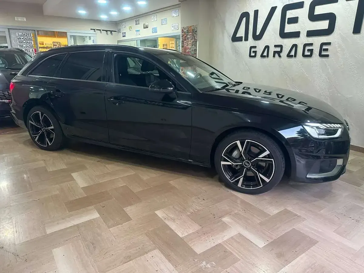 Usata Audi A4 S-Line 204 CV (150 kW) 2024 Nero Station wagon