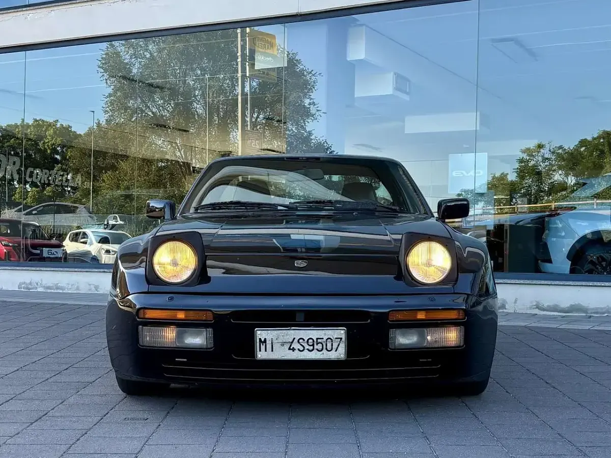 Usata Porsche 944 220 CV (161 kW) 1985 Nero Coupé