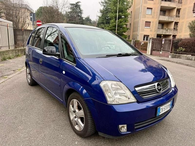 Usata Opel Meriva Cosmo 101 CV (74 kW) 2006 Monovolume
