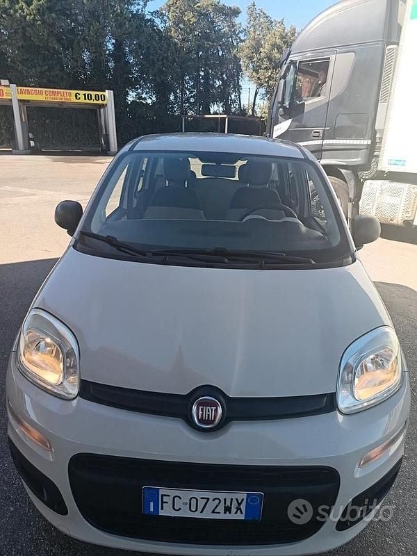 Usata Fiat Panda 85 CV (62 kW) 2016 Utilitaria