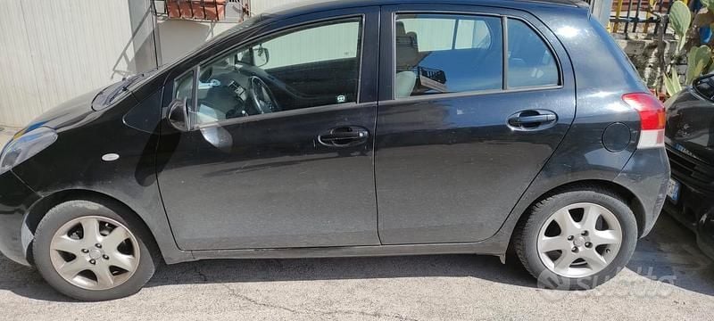 Usata Toyota Yaris Sol 2009 Nero Utilitaria