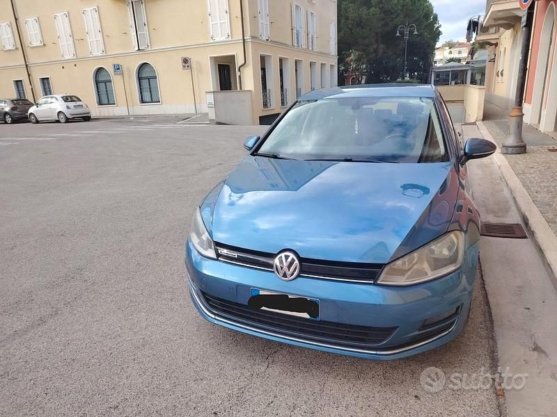 Usata VW Golf VII 110 CV (80 kW) 2014 Berlina