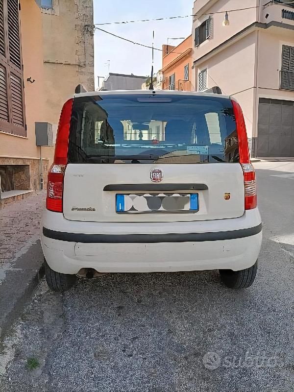 Usata Fiat Panda 69 CV (50 kW) 2011 Bianco Utilitaria