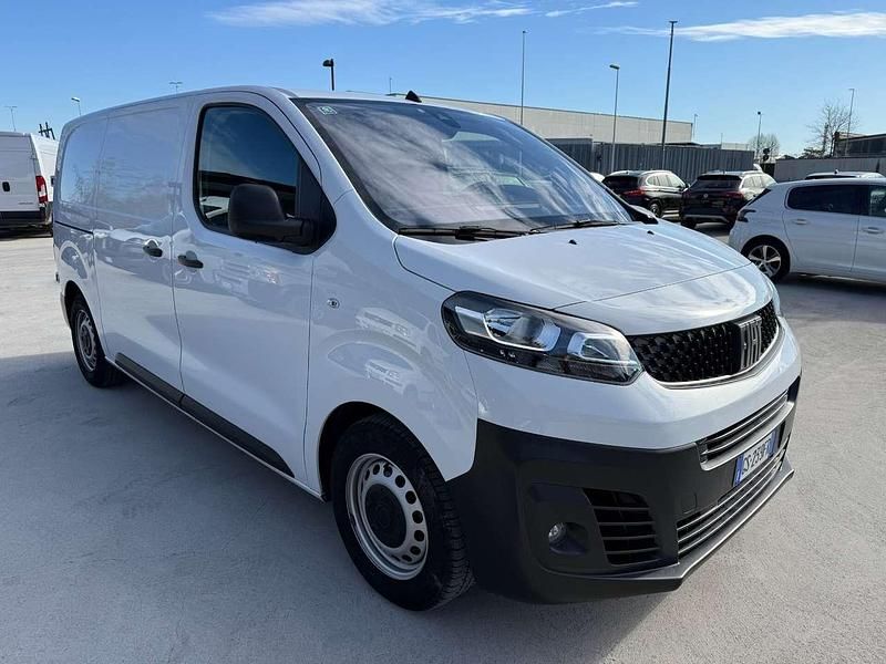 Usata Fiat Scudo Business 120 CV (88 kW) 2023 Bianco Furgone