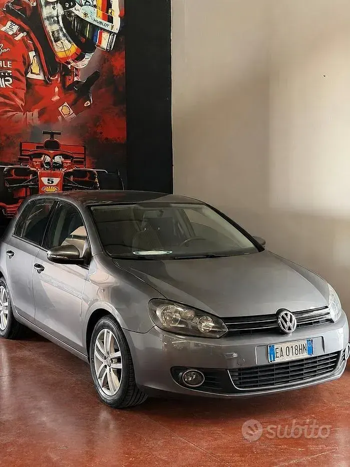 Usata VW Golf VI Comfortline 122 CV (89 kW) 2010 Grigio Utilitaria