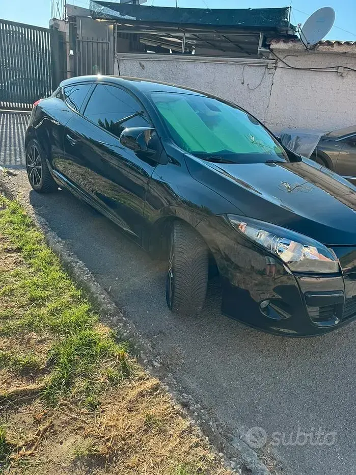 Usata Renault Mégane Coupé 110 CV (80 kW) 2010 Nero Coupé