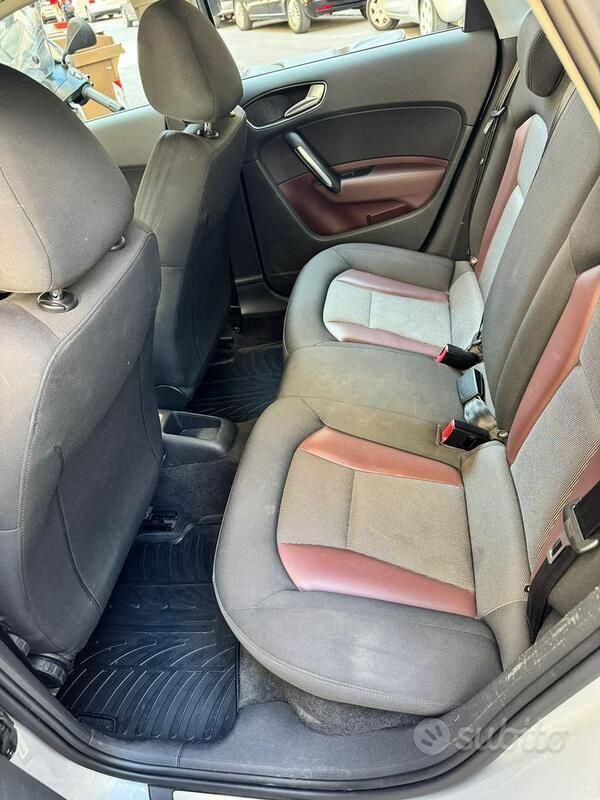 Usata Audi A1 105 CV (77 kW) 2013 Grigio Utilitaria