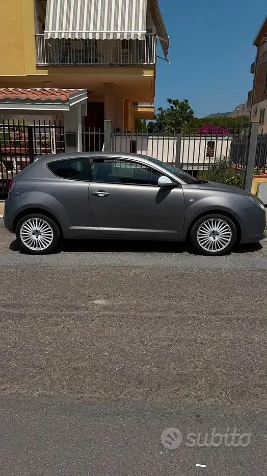 Usata Alfa Romeo MiTo 85 CV (62 kW) 2015 Grigio Utilitaria