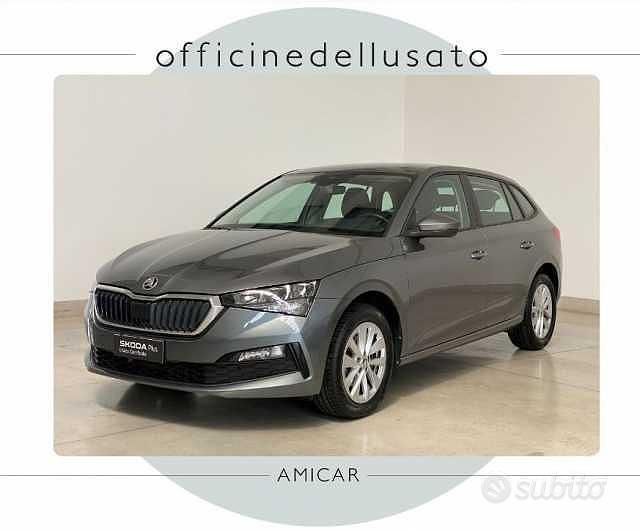 Grigio Usata 2023 Skoda Scala Ambition Due volumi | 14.950 € (Super prezzo) - Immagine 1/4