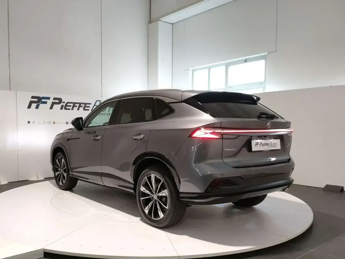 Nuova MG HS Luxury 2025 Grigio SUV