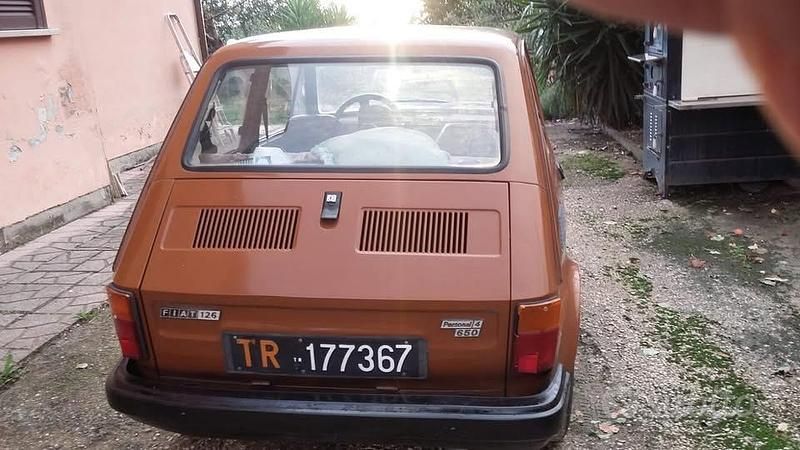 Usata Fiat 126 24 CV (17 kW) 1982 Marrone Utilitaria