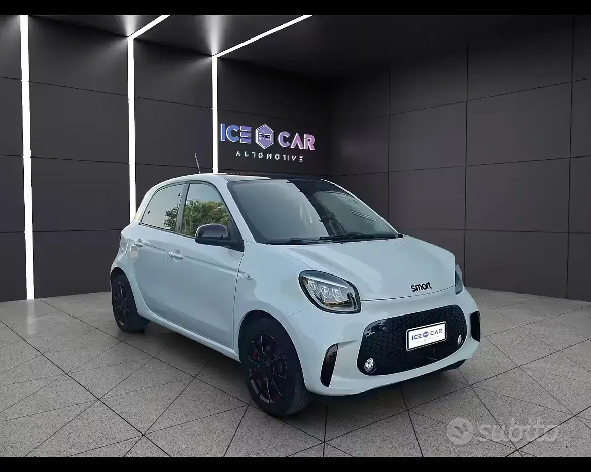 Usata Smart ForFour Electric Drive Prime 41 kW (56 CV) 2020 Bianco Berlina