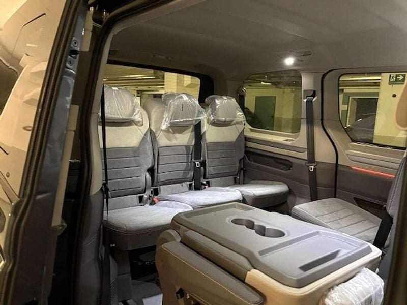 Nuova VW Multivan Style 150 CV (110 kW) 2026 Grigio indio metallizzato Monovolume