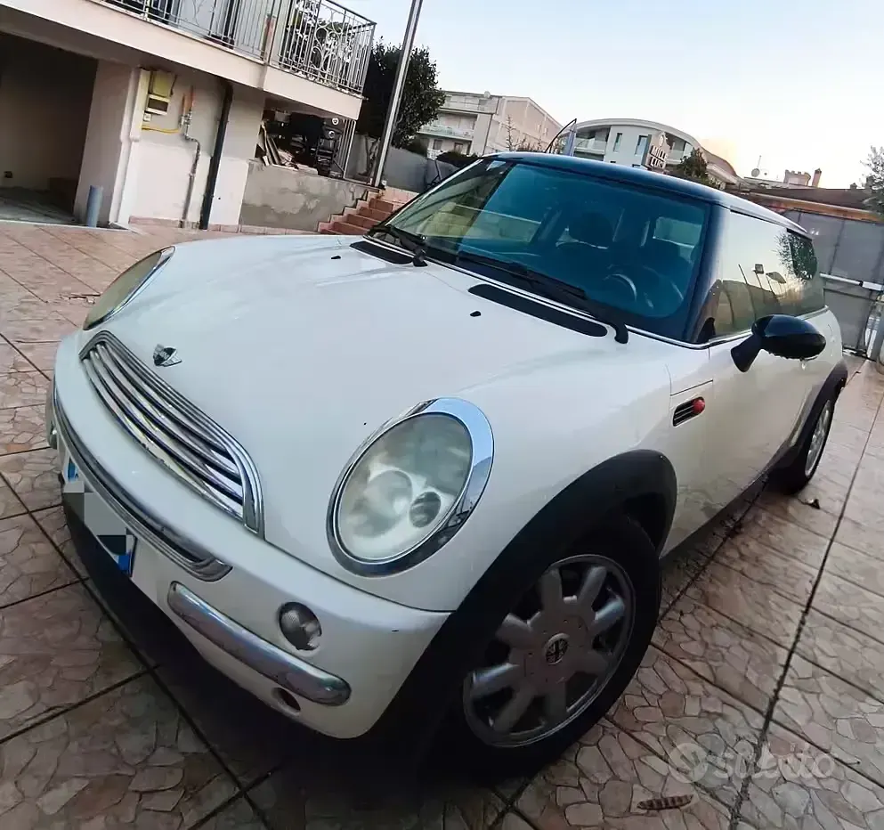 Usata Mini Cooper 116 CV (85 kW) 2004 Utilitaria