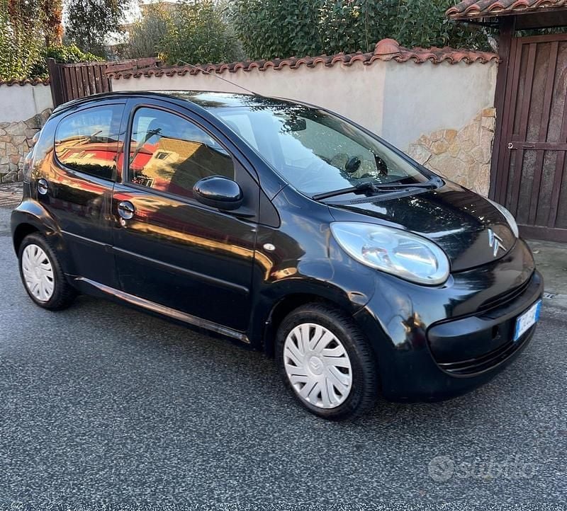 Nero Usata 2005 Citroën C1 Due volumi | 2950 € (Buon prezzo) - Immagine 1/4
