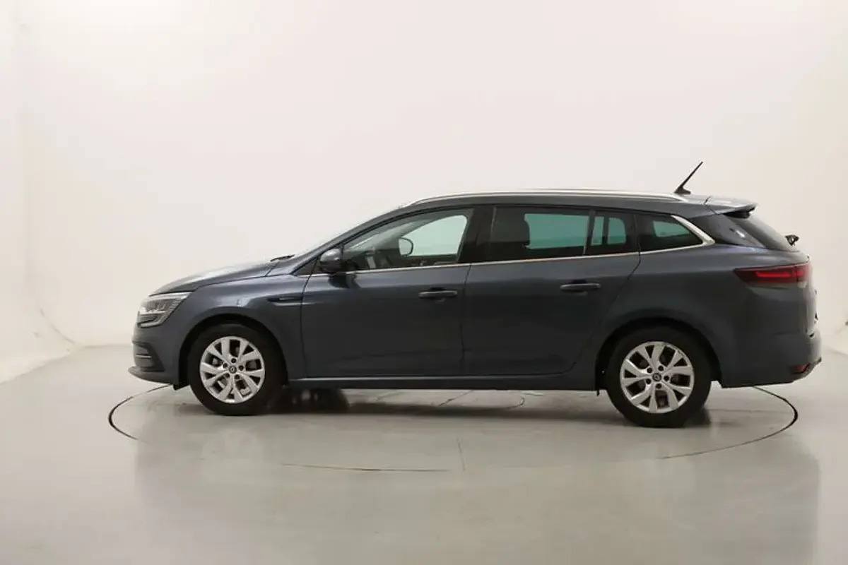Usata Renault Mégane GrandTour Business 116 CV (85 kW) 2021 Grigio Station wagon