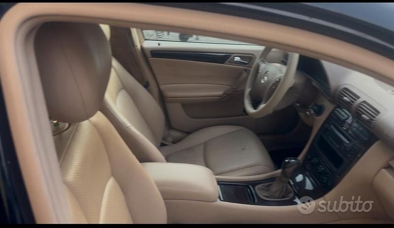 Usata Mercedes C270 2003 Blu Berlina