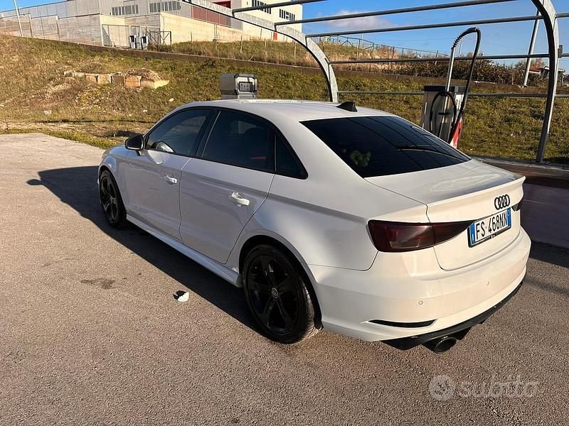 Usata Audi A3 S-Line 2017 Bianco Berlina