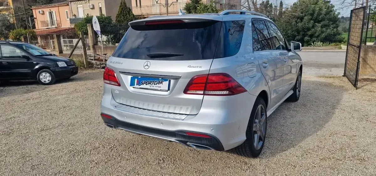 Occasion Mercedes GLE250 Premium Plus 203 ch (149 kW) 2018 Argent SUV