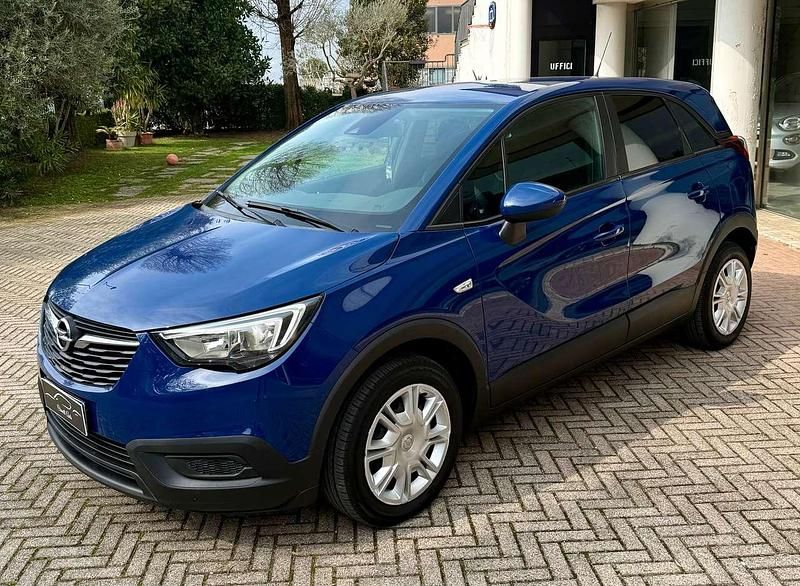 Usata Opel Crossland X S 102 CV (75 kW) 2019 Blu/azzurro SUV