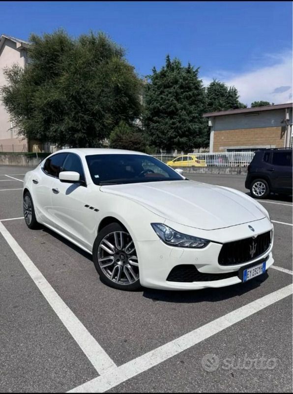 Usata Maserati Ghibli 249 CV (183 kW) 2015 Bianco Coupé