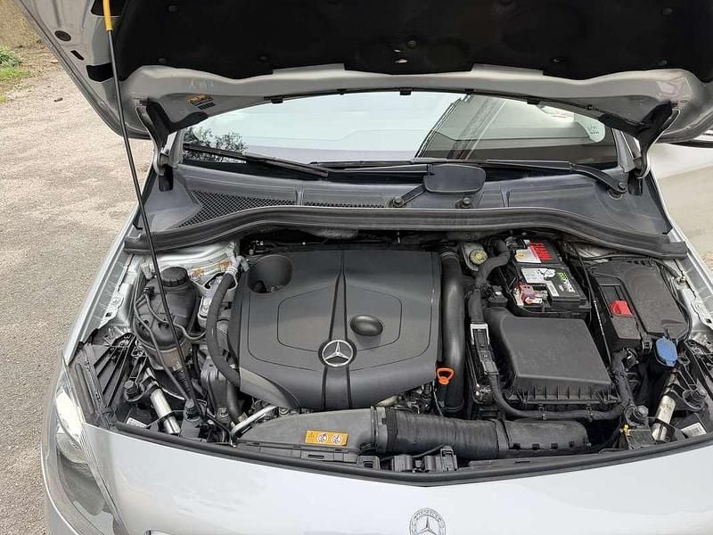 Usata Mercedes B180 Premium 109 CV (80 kW) 2013 Monovolume