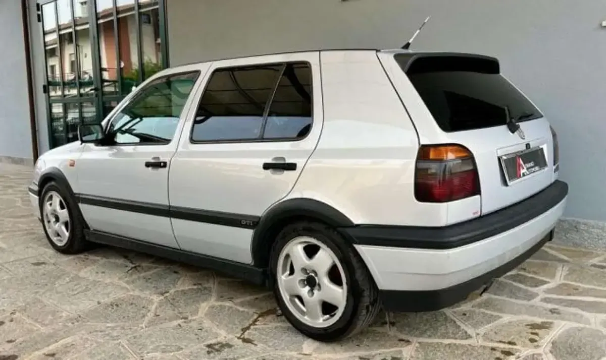 Usata VW Golf III GTI 116 CV (85 kW) 1994 Gray Berlina