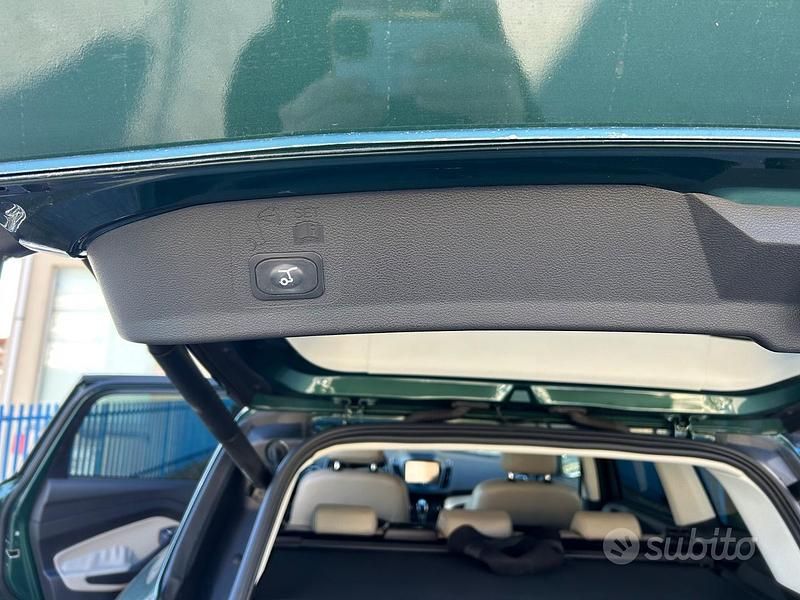 Usata Ford Kuga Titanium S 150 CV (110 kW) 2017 Verde SUV