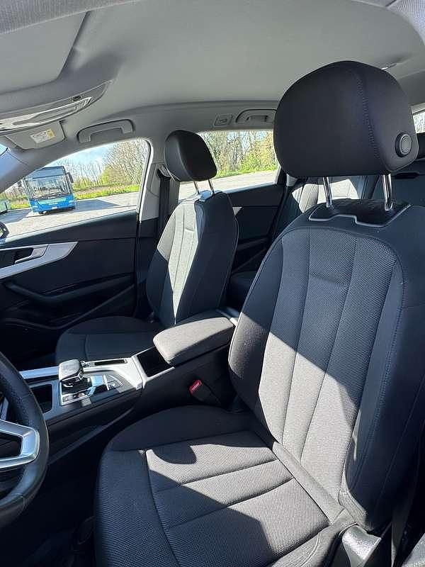 Usata Audi A4 Allroad Business 204 CV (150 kW) 2023 Argento Station wagon