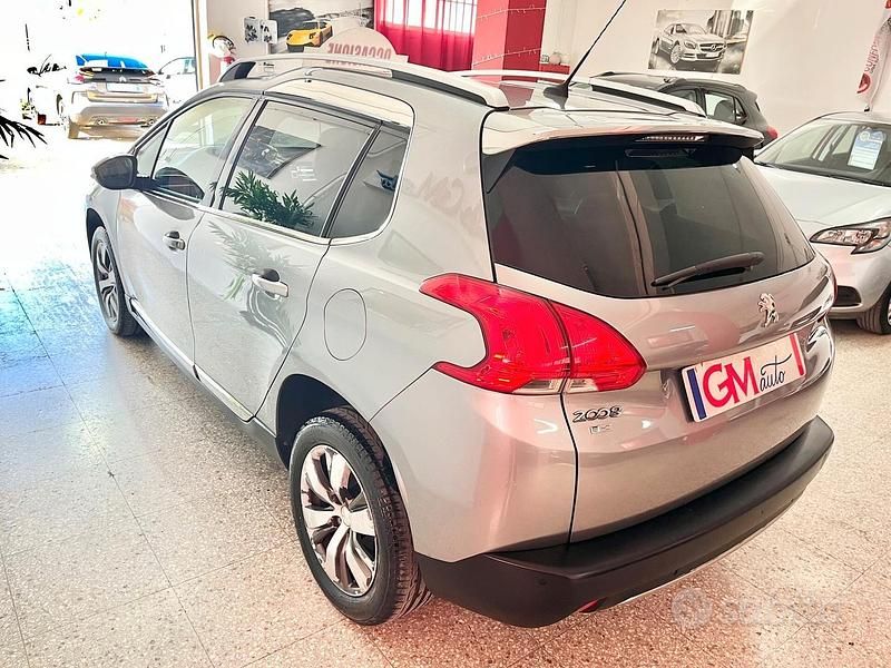 Usata Peugeot 2008 Active 92 CV (67 kW) 2014 Grigio SUV
