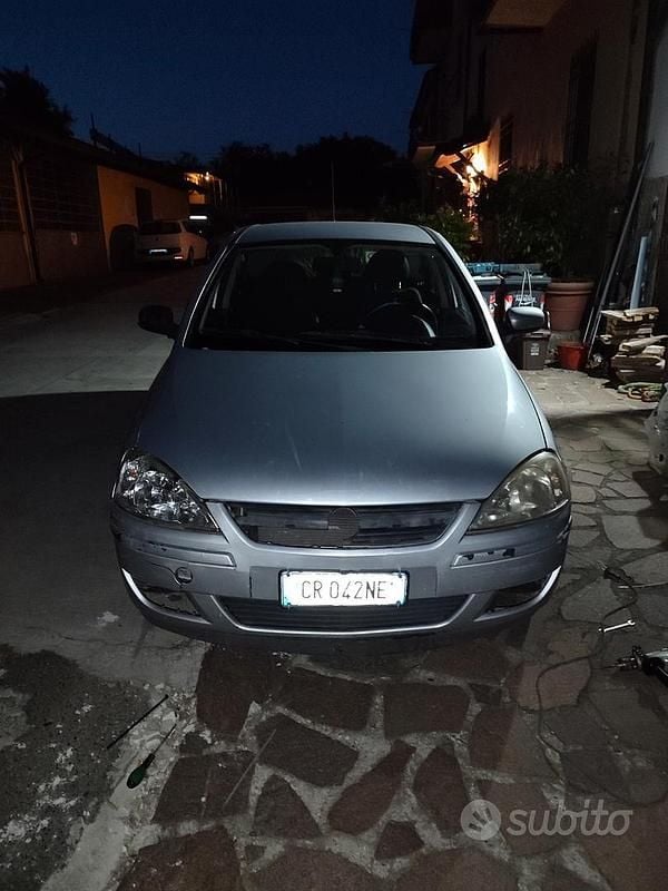 Usata Opel Corsa 2004 Grigio Utilitaria