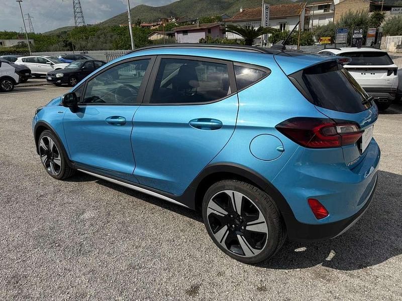 Usata Ford Fiesta Active 125 CV (91 kW) 2022 Blu/azzurro Utilitaria