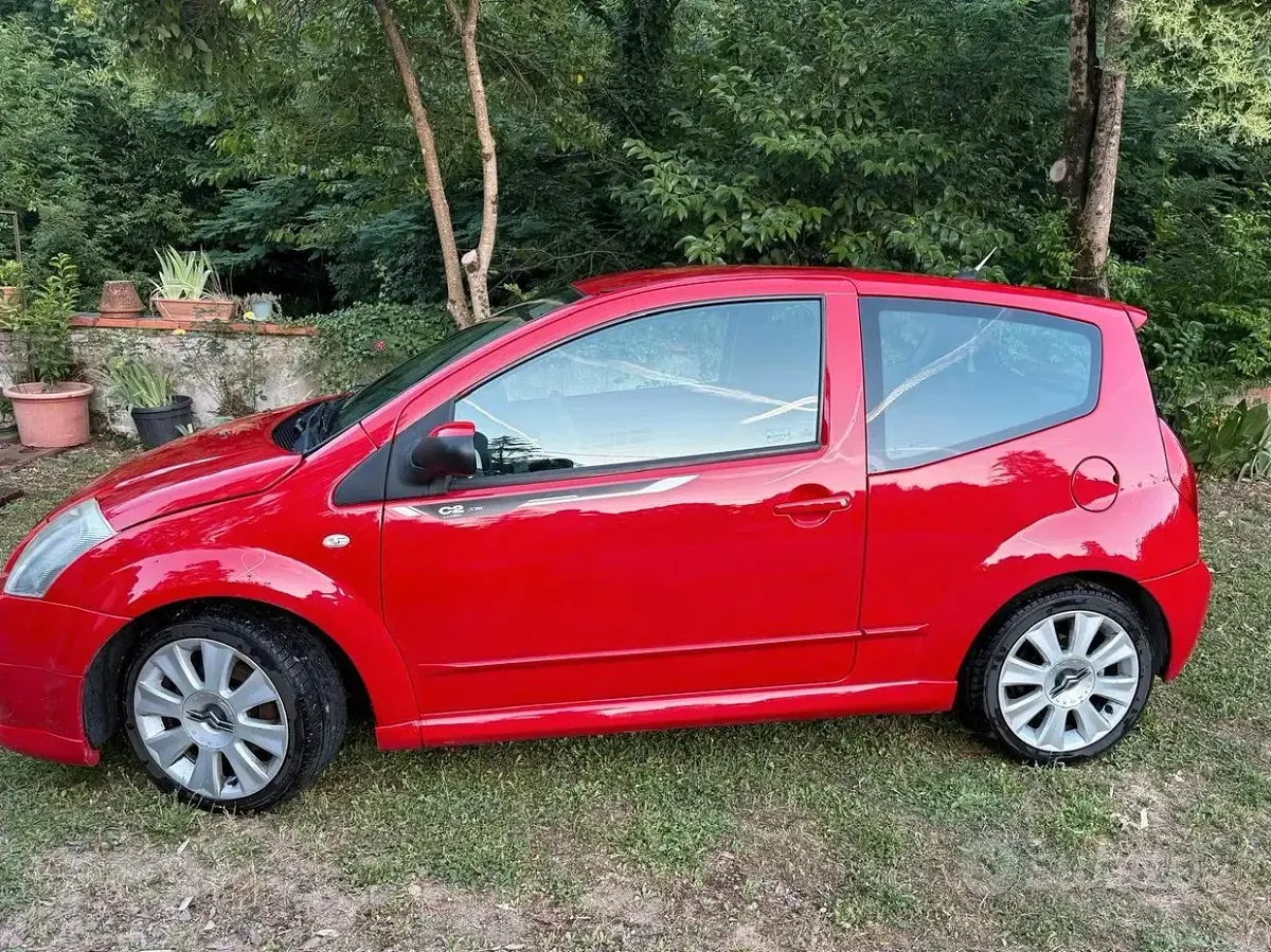 Usata Citroën C2 122 CV (89 kW) 2007 Rosso Utilitaria
