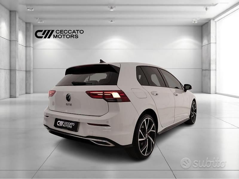 Usata VW Golf VIII GTE 245 CV (180 kW) 2021 Bianco Berlina