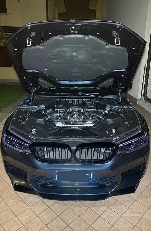 Usata BMW M5 Efficient Dynamics 600 CV (441 kW) 2018 Grigio Berlina