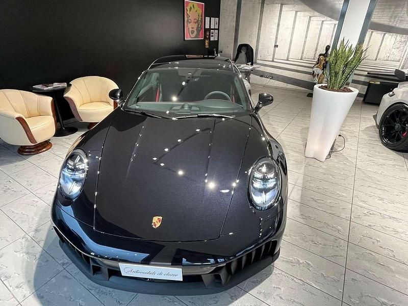Usata Porsche 911 541 CV (397 kW) 2025 Nero metallizzato Coupé