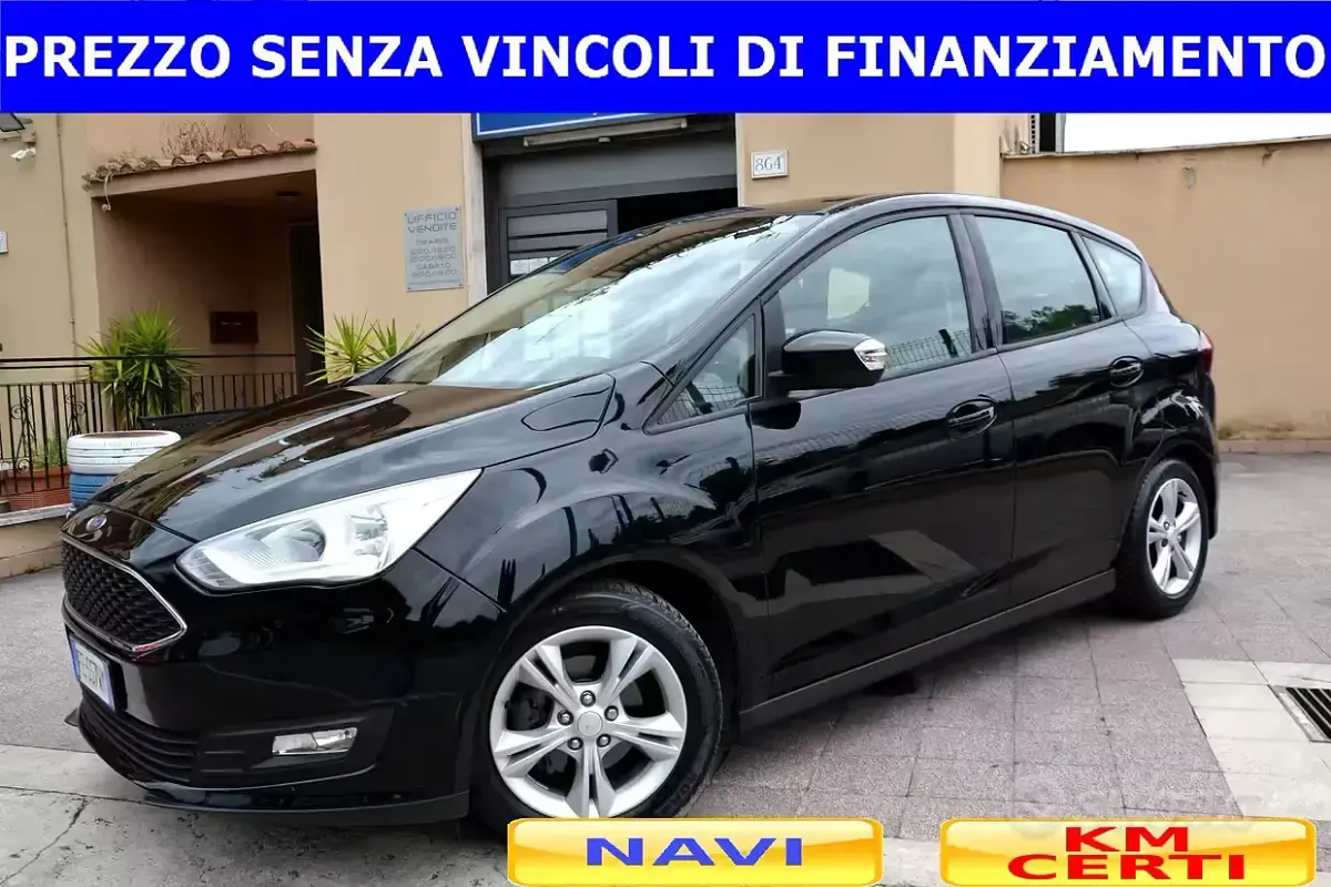 Begagnad Ford C-MAX 120 HK (88 kW) 2016 Svart Minibuss