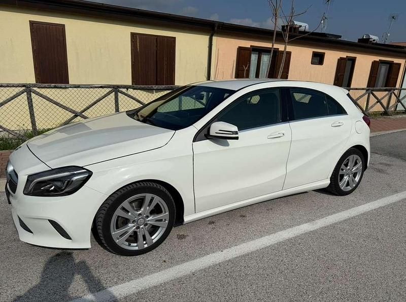 Usata Mercedes A220 Premium 170 CV (125 kW) 2017 Berlina