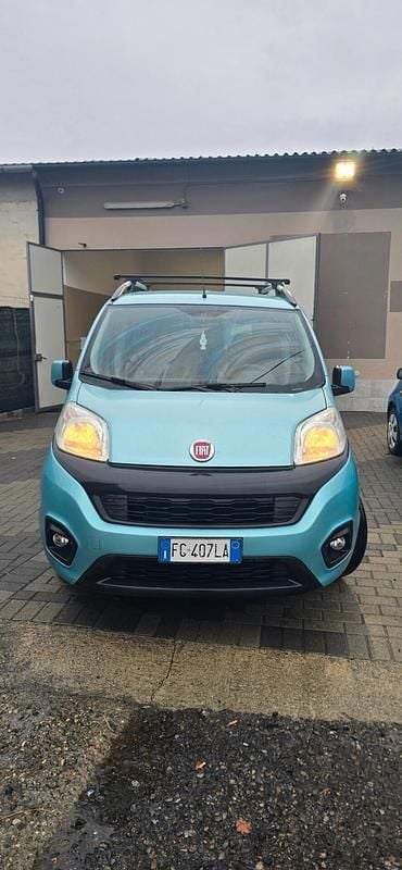 Grigio Usata 2016 Fiat Qubo Trekking Monovolume | 4499 € (Super prezzo) - Immagine 1/4
