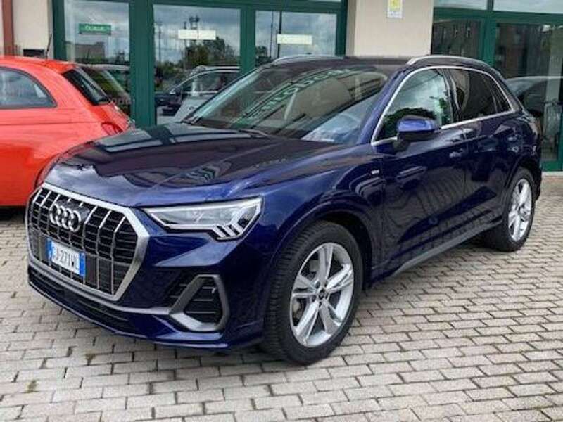 Blu/azzurro Usata 2022 Audi Q3 S-Line SUV | 44.500 € (Molto cara) - Immagine 1/4
