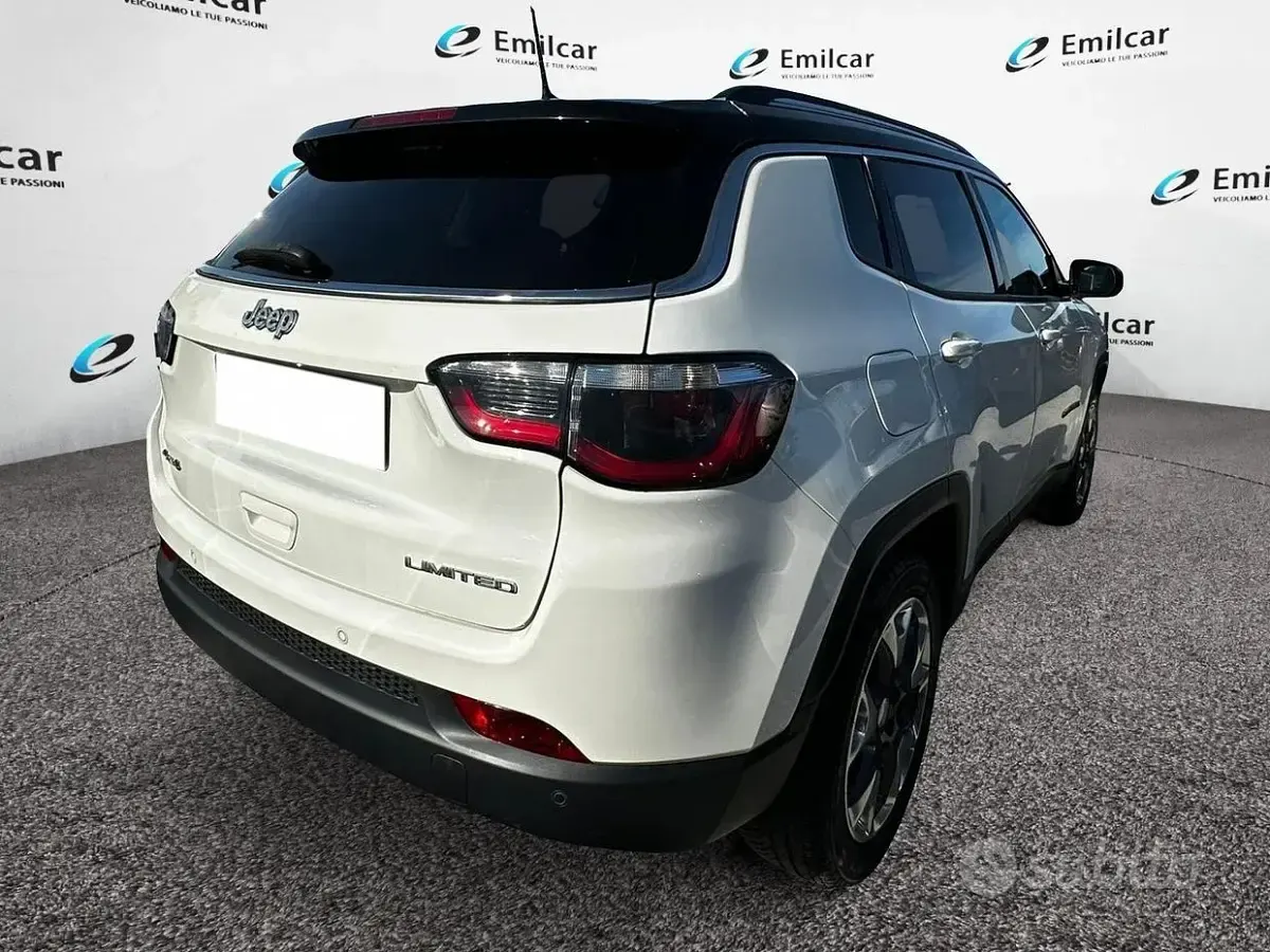 Usata Jeep Compass Limited 170 CV (125 kW) 2018 Bianco SUV
