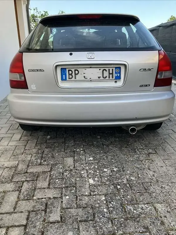 Usata Honda Civic S 90 CV (66 kW) 2000 Grigio Berlina