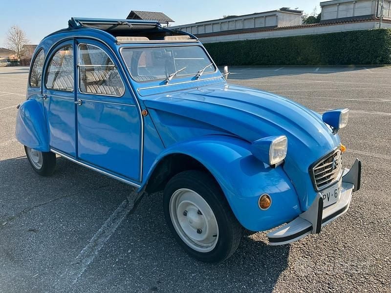 Usata Citroën 2CV 1970 Blu Berlina