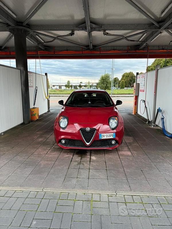Usata Alfa Romeo MiTo 120 CV (88 kW) 2009 Rosso Utilitaria