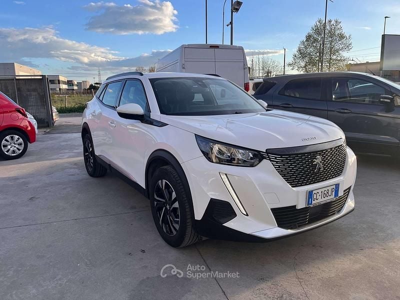 Usata Peugeot 2008 Allure 131 CV (96 kW) 2020 Bianco SUV