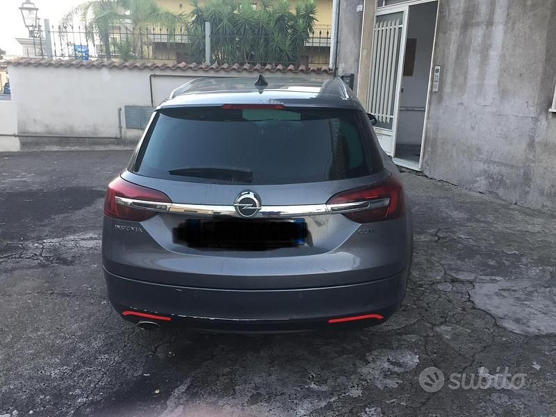 Usata Opel Insignia 170 CV (125 kW) 2016 Grigio Station wagon