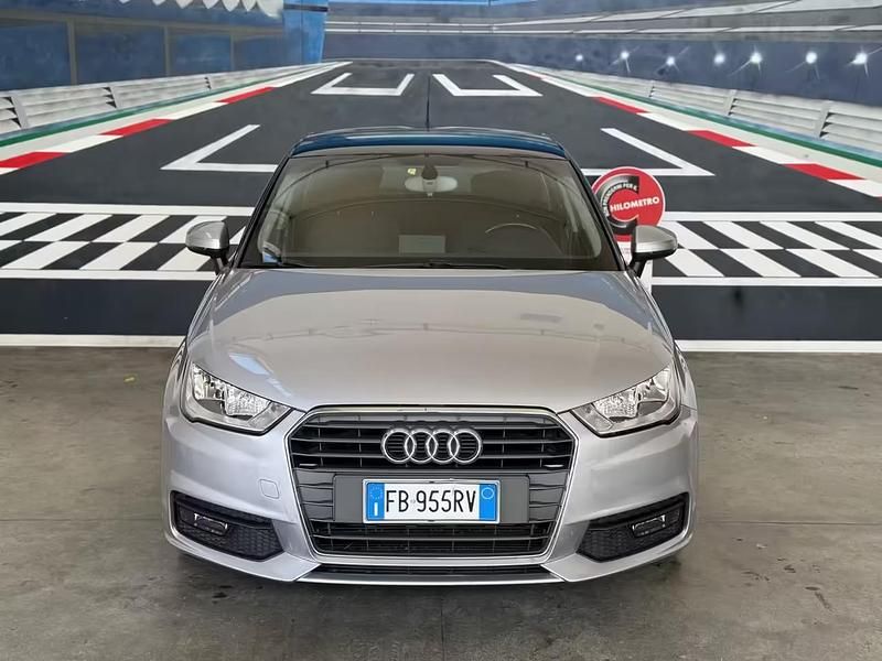 Usata Audi A1 90 CV (66 kW) 2016 Argento Utilitaria