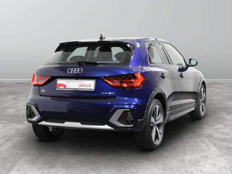 Usata Audi A1 Admired 150 CV (110 kW) 2023 Blu navarra metallizzato SUV