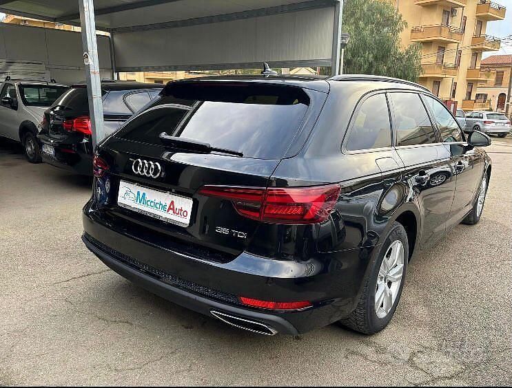 Usata Audi A4 Ambiente 150 CV (110 kW) 2019 Nero Station wagon